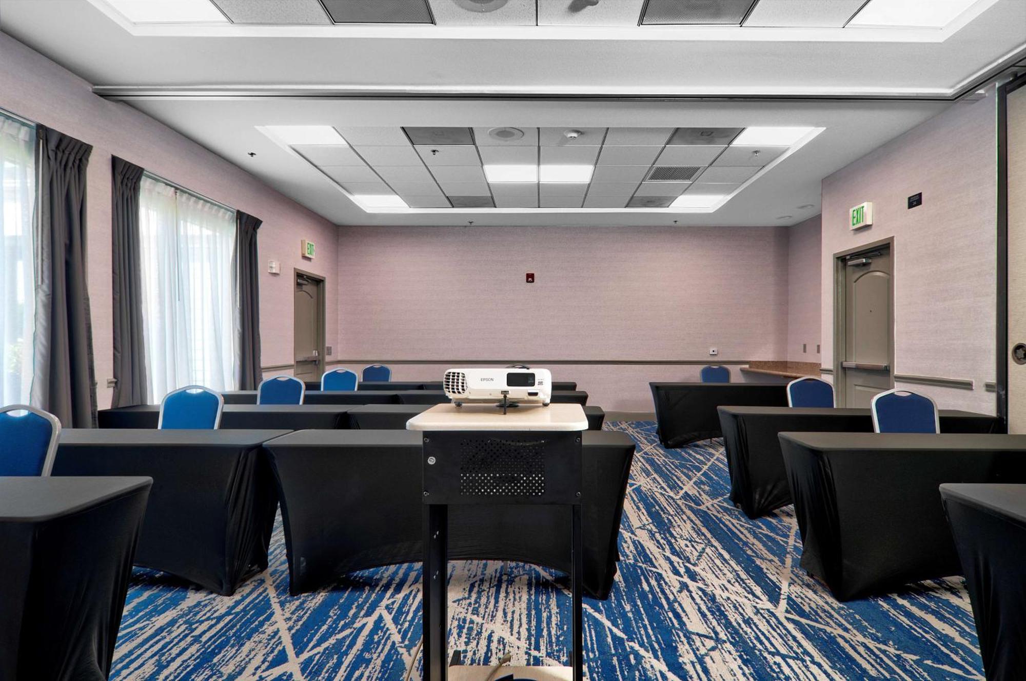 Hilton Garden Inn Livermore Exterior photo